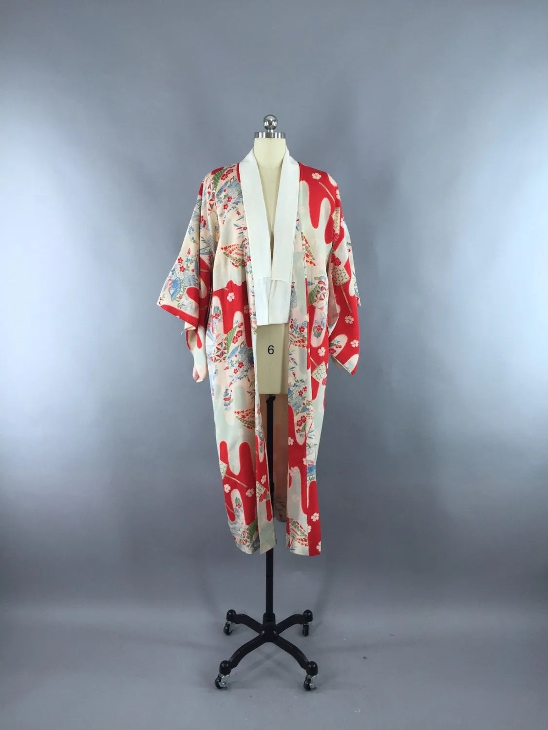 1930s Vintage Silk Kimono Robe / Red & Blue Floral Print