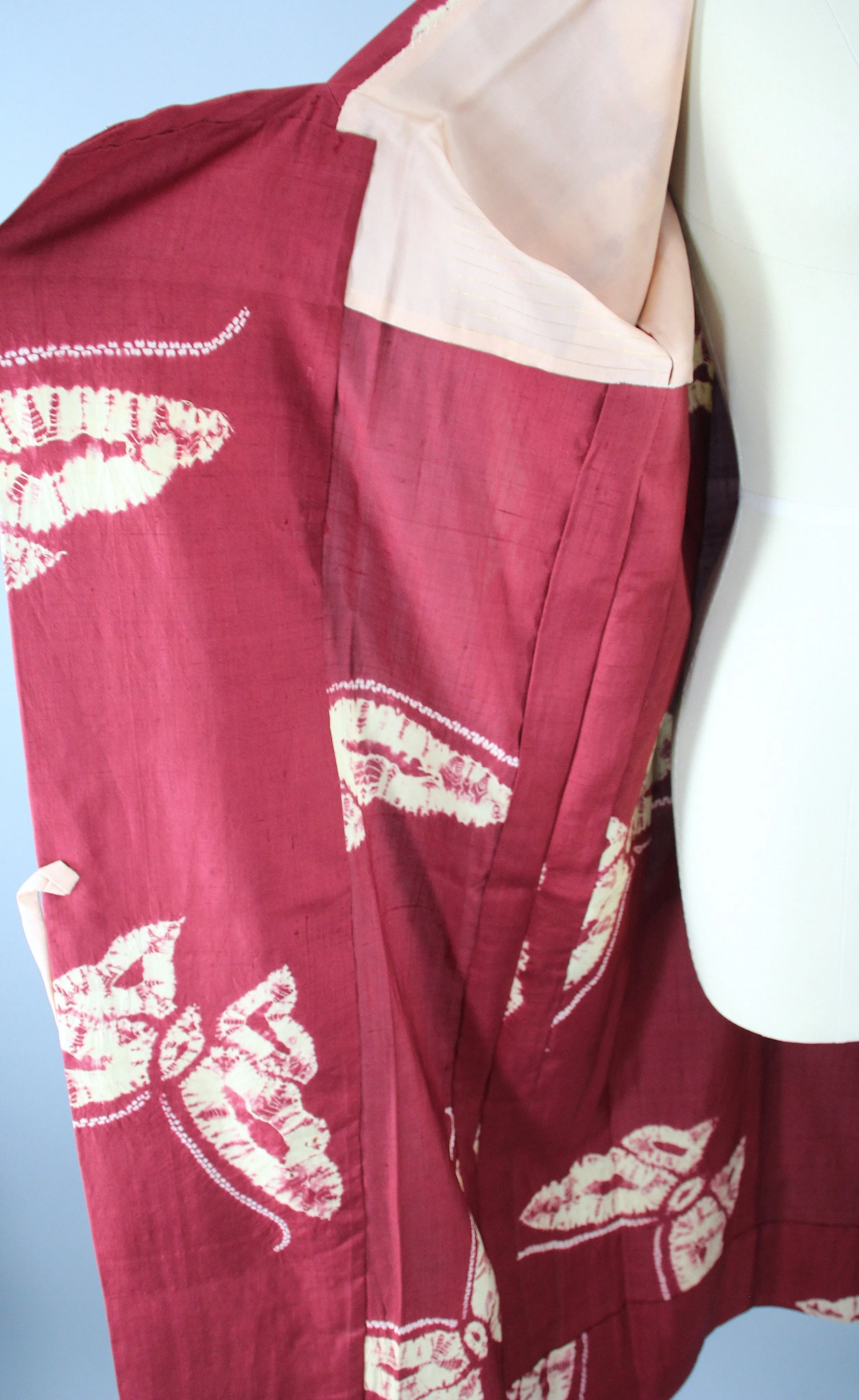 1940s Vintage Silk Kimono Jacket Coat / Maroon Red Shibori Dyed