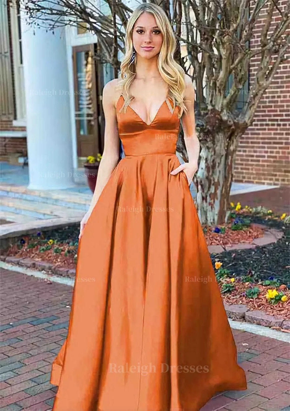 A-line V Neck Sleeveless Charmeuse Long/Floor-Length Prom Dress With Pockets