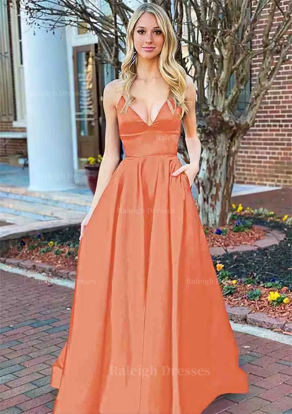 A-line V Neck Sleeveless Charmeuse Long/Floor-Length Prom Dress With Pockets