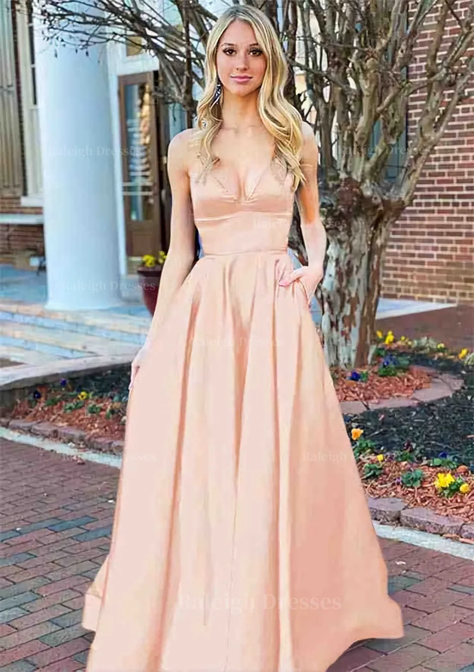 A-line V Neck Sleeveless Charmeuse Long/Floor-Length Prom Dress With Pockets