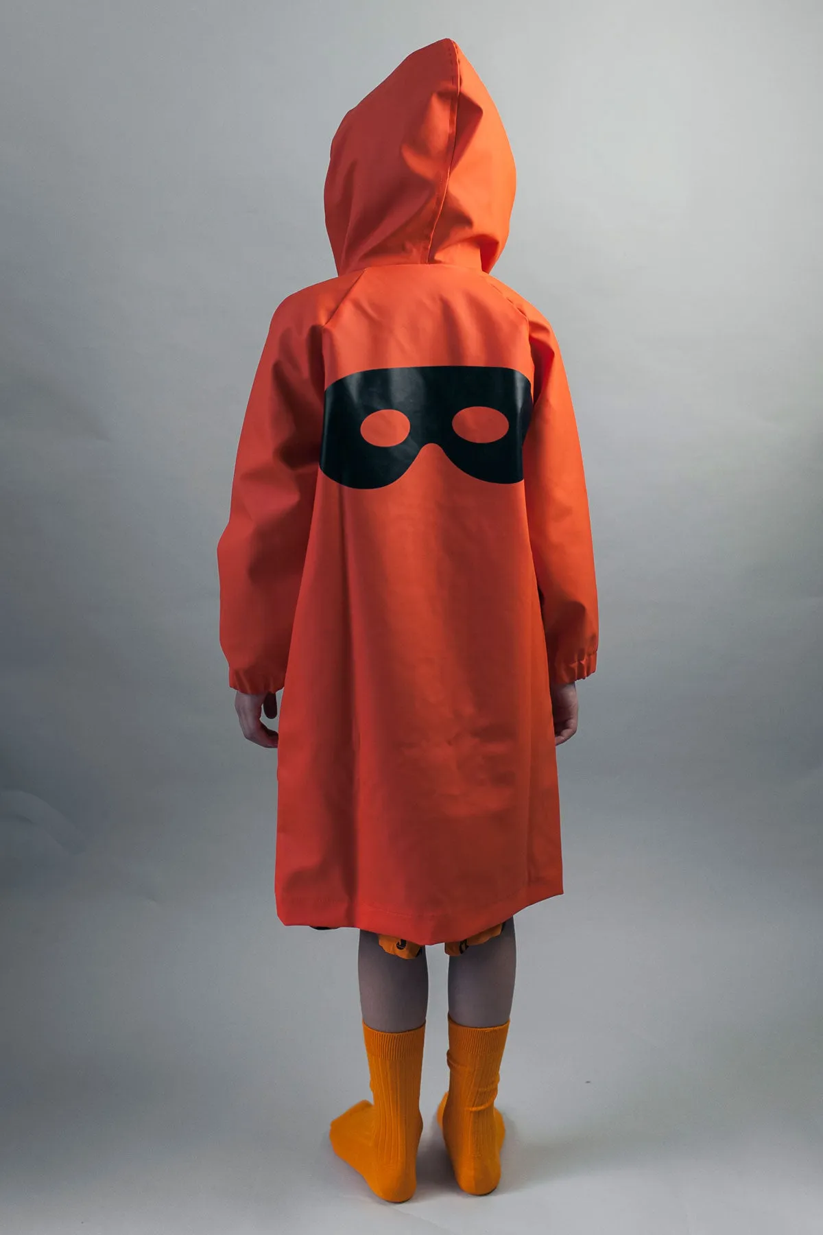 Adorable Kids Orange Raincoat in Size 2/3 - Limited Stock