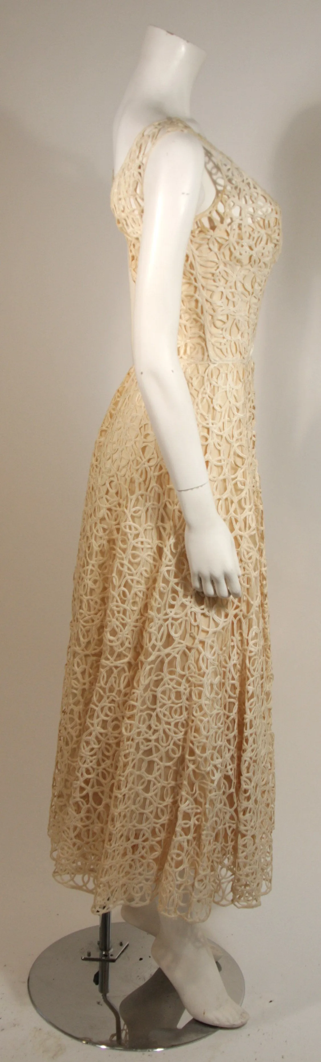 CEIL CHAPMAN Cream Lattice Work Lace Cocktail Dress Size Small