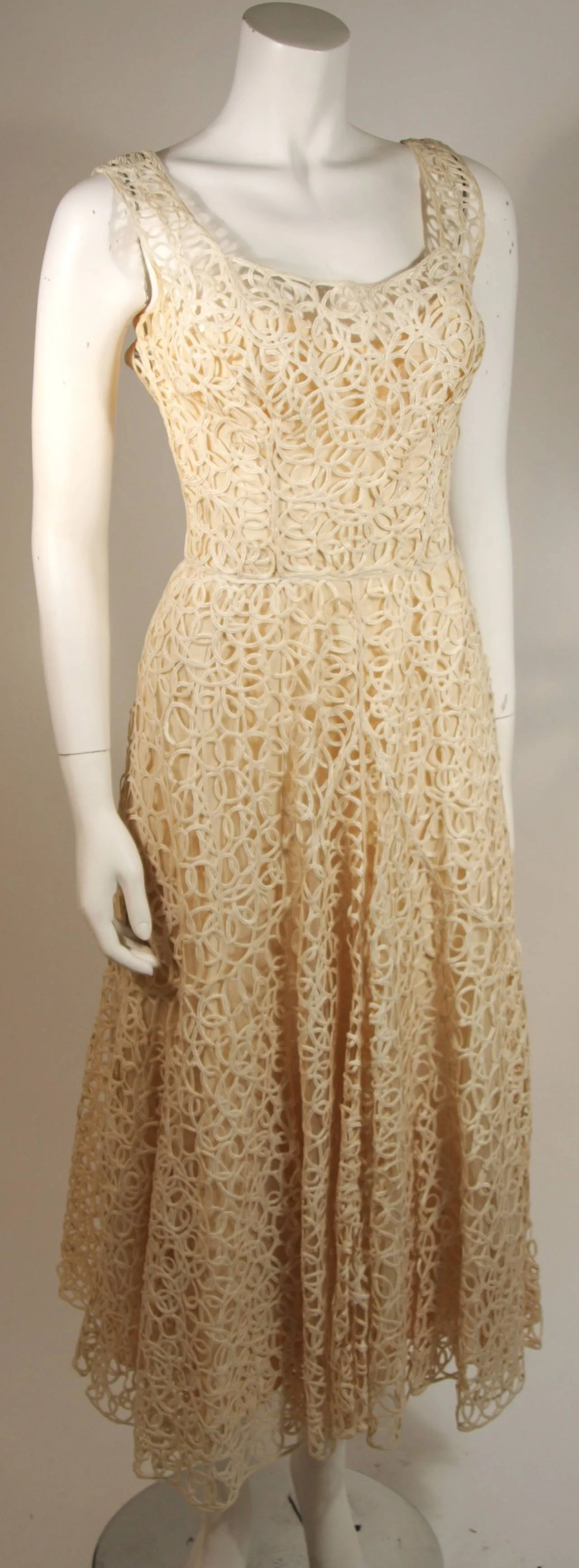 CEIL CHAPMAN Cream Lattice Work Lace Cocktail Dress Size Small