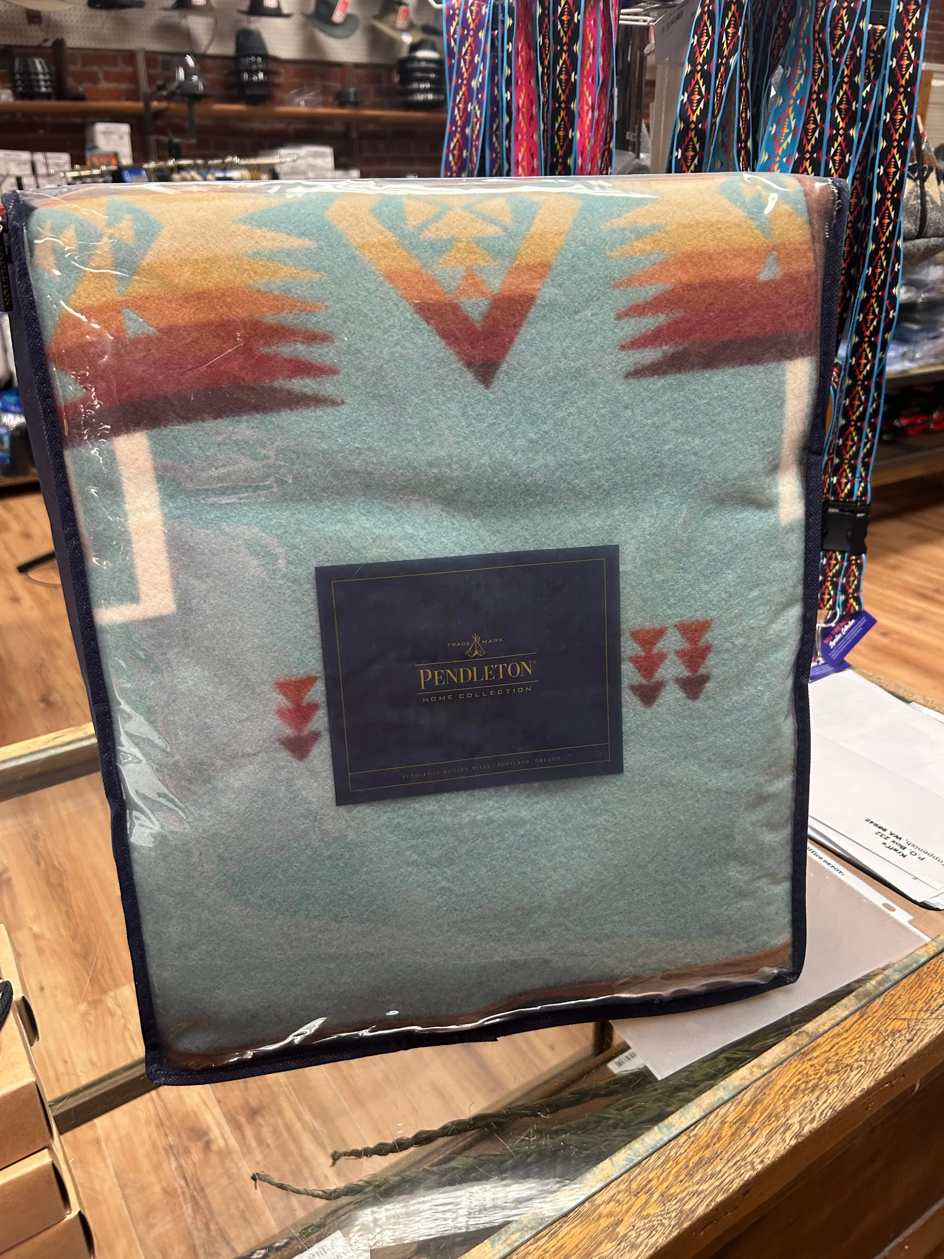 Chief Joseph Pendleton® Jacquard Blanket, Aqua Queen Sized