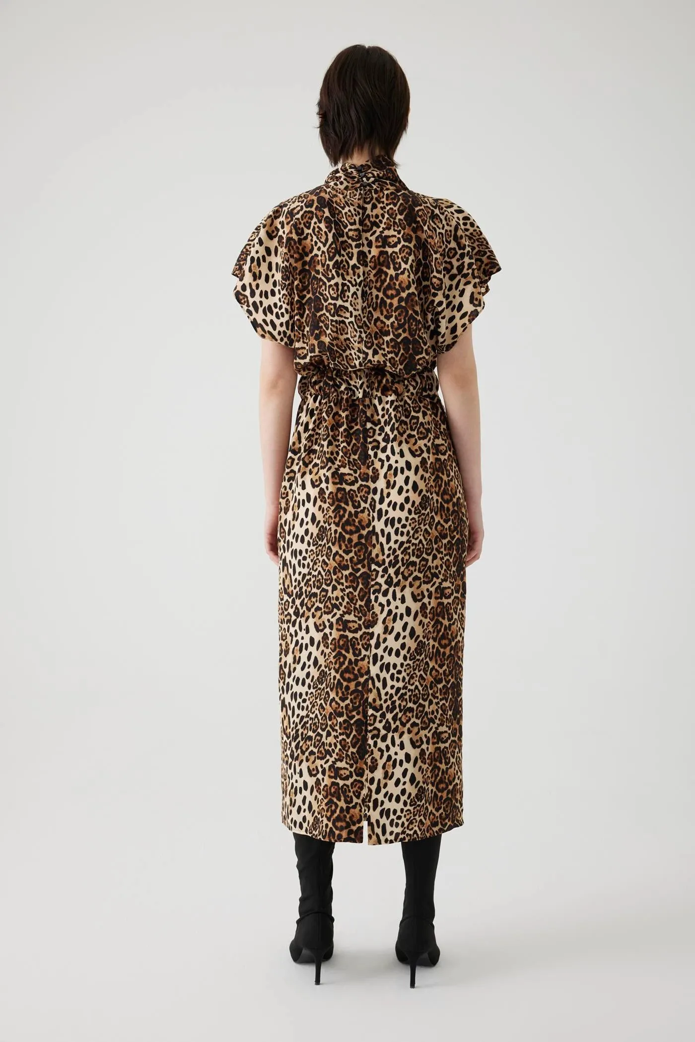 Exquise Alda Belted Bat Wing Sleeve Leopard Print Midi Dress