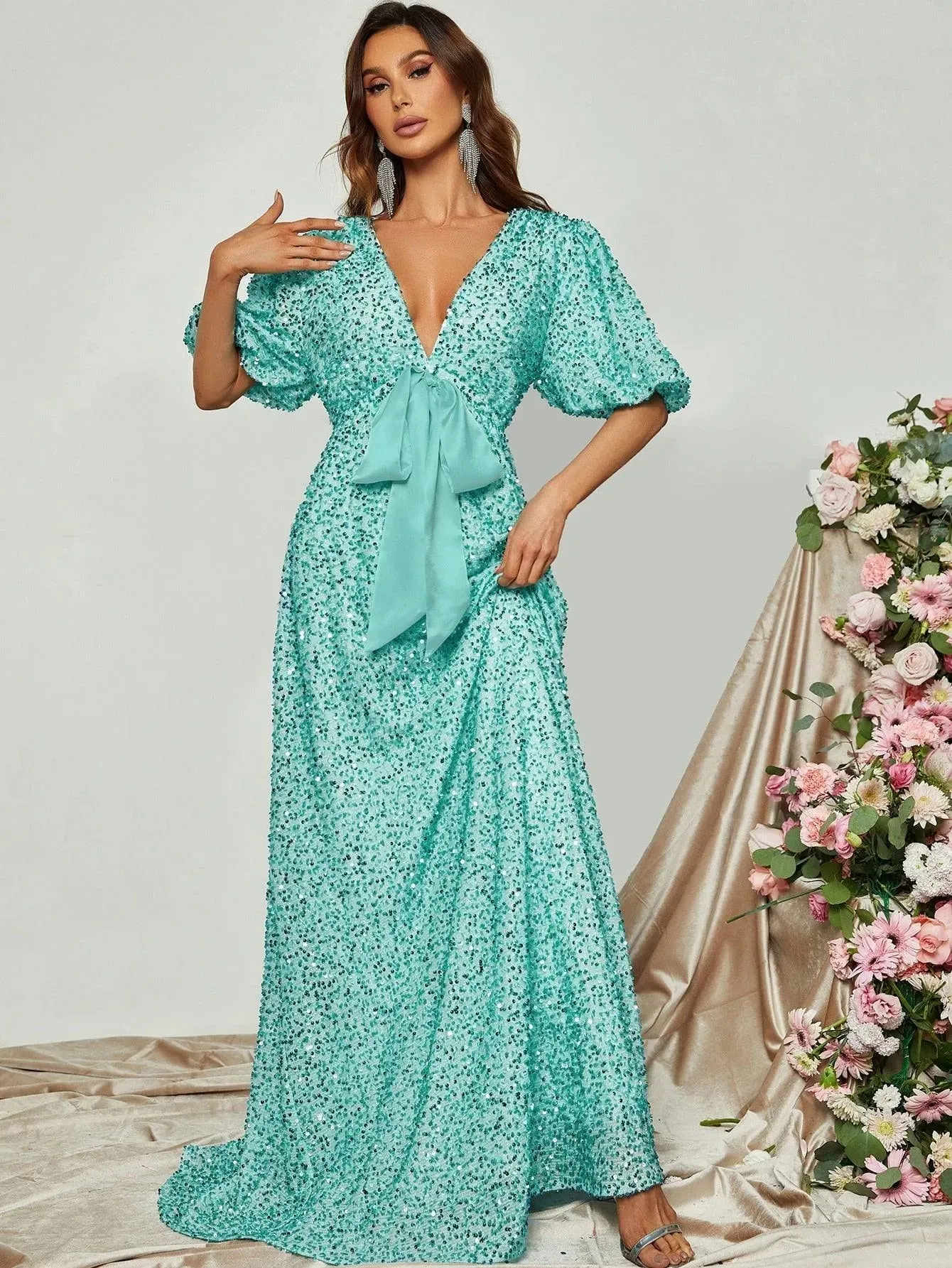 Plunging Neck Puff Sleeve Sequin Party Dresses