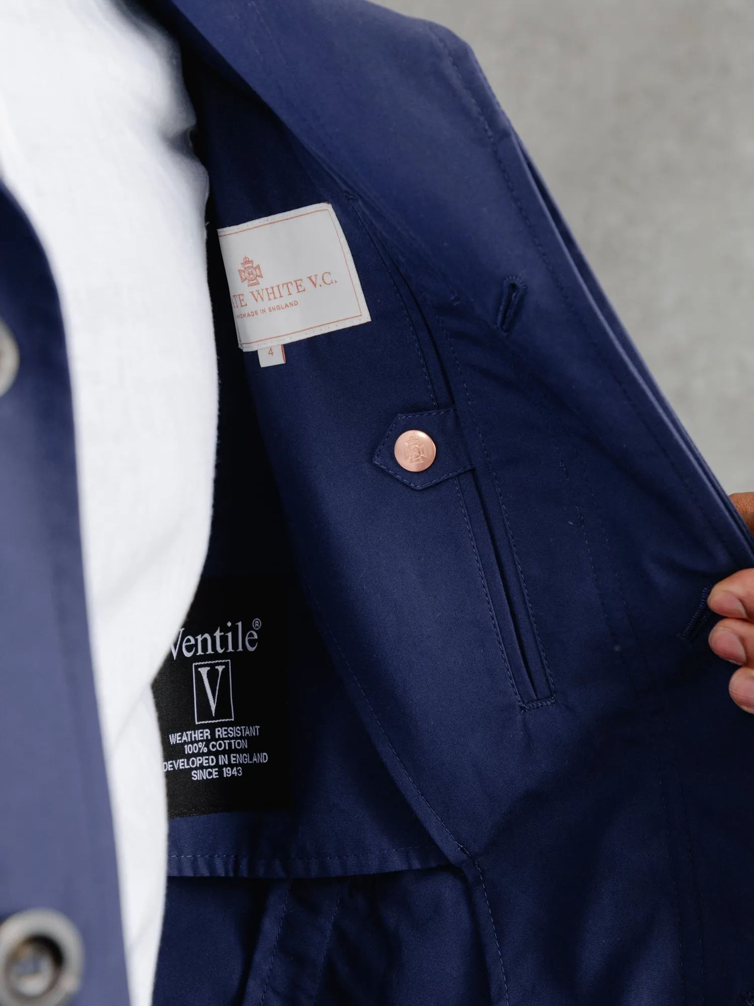 The Ventile® Raglan Raincoat - French Navy