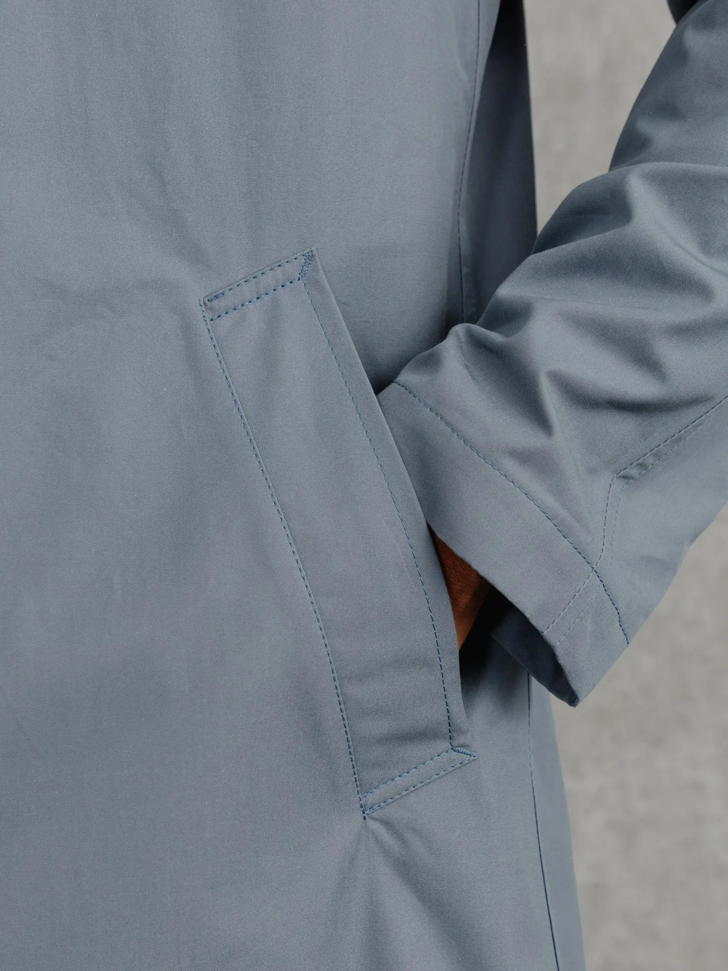 The Ventile® Raglan Raincoat - Storm Sky